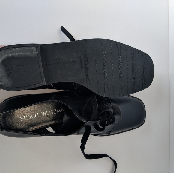 STUART WEITZMAN LEATHER CUTOUT OXFORDS size 6 - Picture 8 of 8